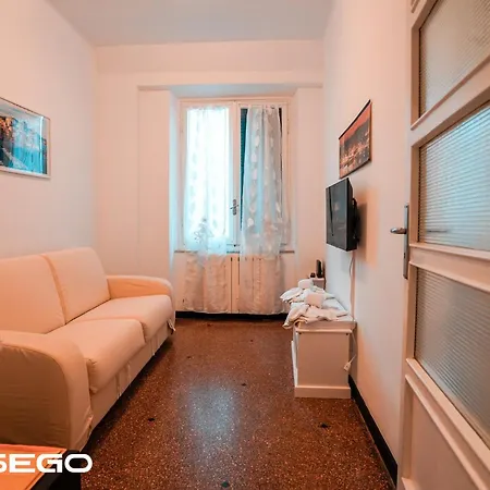 Apartament Dimora Al Teatro - Centro Storico Genua
