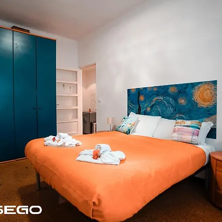 Dimora Al Teatro - Centro Storico Apartament